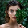 Mengapa Serum Wajah Tak Bisa Menggantikan Fungsi Krim Mata