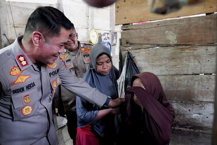 Nek Sapiah di rumahnya di Desa Ulee Blang, Kecamatan Pirak Timu, Kabupaten Aceh Utara, Provinsi Aceh, Sabtu (26/3/2027)