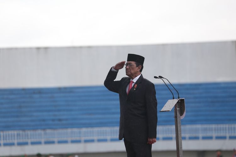 Gubernur DIY saat memimpin upacara HPKN di Stadion Mandala Krida, (1/3/2023)