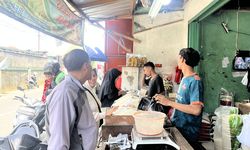 Pedagang Beras Keluhkan Dampak Bantuan Pangan ke Penjualan