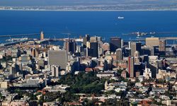 Khawatir Pajak Karbon Negara Kaya, Afrika Selatan Serukan Transisi Energi Hijau Secepatnya