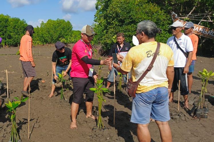 Terios Rush Club Indonesia (Teruci) baru saja merayakan ulang tahun ke-17 di Pulau Bali dengan mengusung semangat ramah lingkungan. 