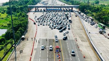 Arus Mudik Meningkat, One Way Nasional Cikampek–Kalikangkung Resmi Diberlakukan