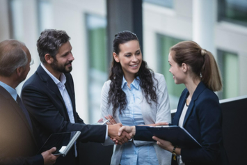 Pengertian, Jenis, dan Manfaat Interaksi Sosial Bagi Kehidupan Manusia