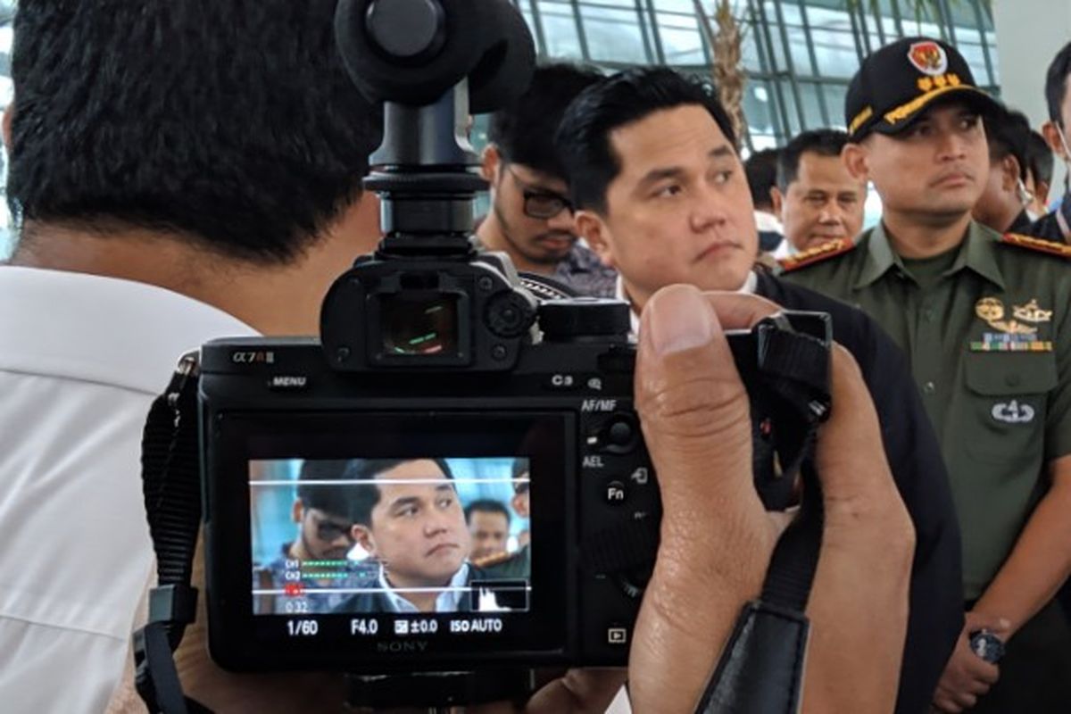 Menteri BUMN Erick Thohir saat kunjungan kerja ke Terminal 3 Bandara Soekarno-Hatta, Rabu (11/3/2020)