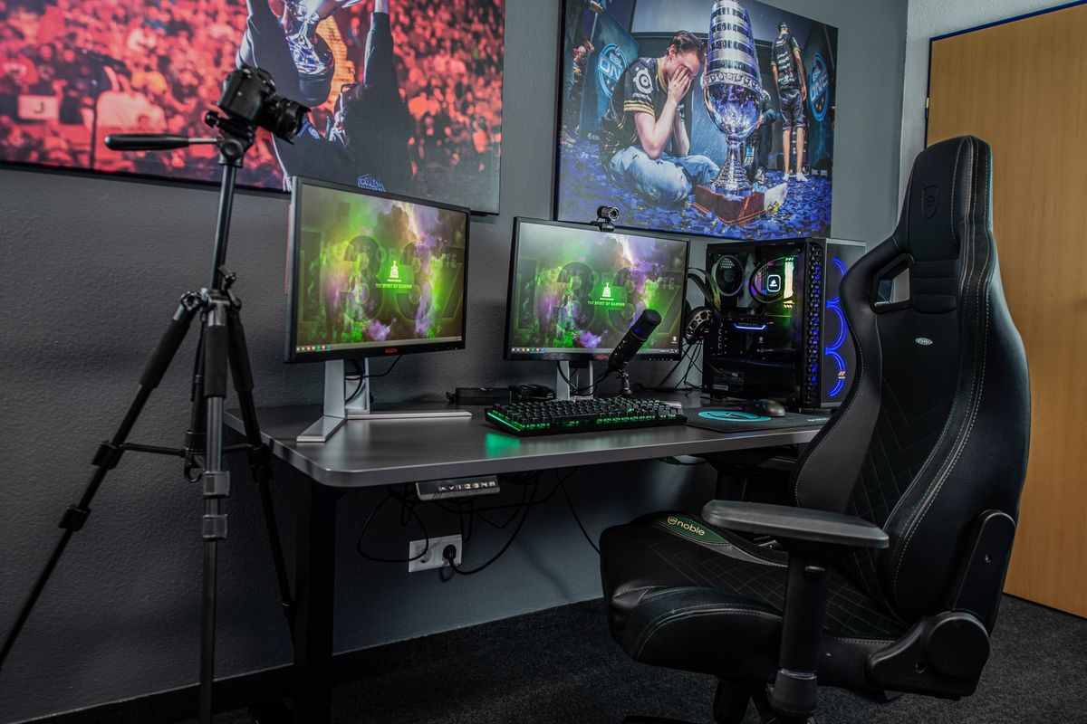 Ilustrasi kursi gaming, gaming chair.