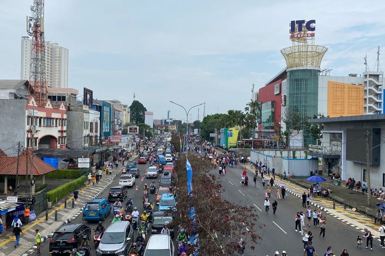 [POPULER OTOMOTIF] Car Free Day Margonda dan Lampu Hazard di Persimpangan