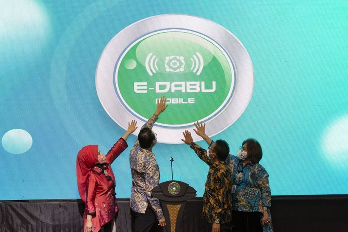 BPJS Kesehatan saat meluncurkan aplikasi e-Dabu Mobile.