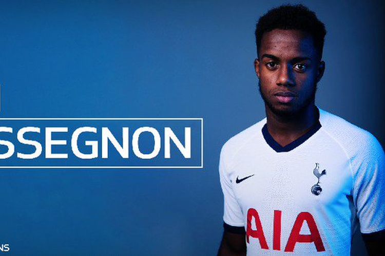 Ryan Sessegnon bergabung dengan Tottenham Hotspur, 8 Agustus 2019. 