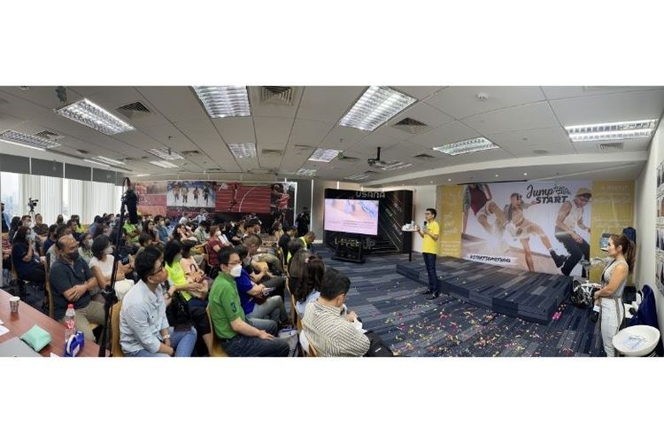 Launching program Jumpstart oleh GM USANA Indonesia. 