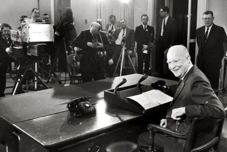Presiden AS Eisenhower dan Perannya dalam Huru-Hara 1965 di Indonesia
