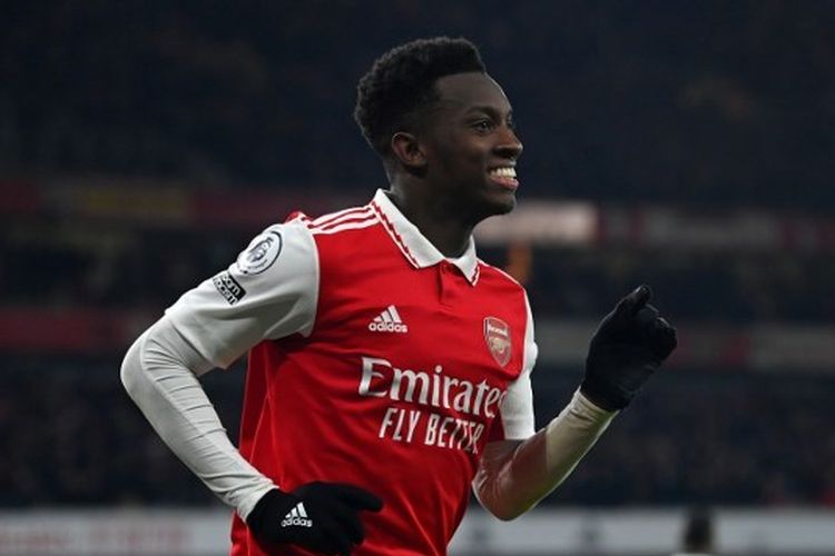 Penyerang Arsenal Eddie Nketiah setelah mencetak gol ke gawang Man United dalam laga lanjutan Liga Inggris 2022-2023. Laga Arsenal vs Man United digelar di Stadion Emirates, London, Inggris, pada Minggu (22/1/2023) malam WIB.