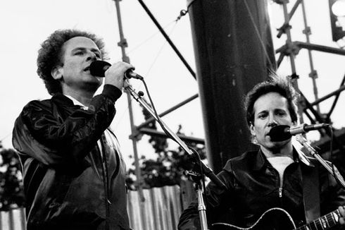 Lirik dan Chord Lagu Old Friends - Simon & Garfunkel