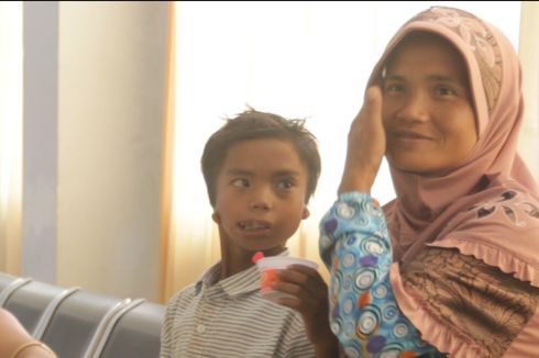 Siranim, Nenek Bocah Penyelamat Wisatawan Terbaring Lemah karena Penyakit Gondok yang Diderita