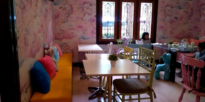 Kafe Love Unicorn di Bandung, Jawa Barat, Selasa (30/10/2018).