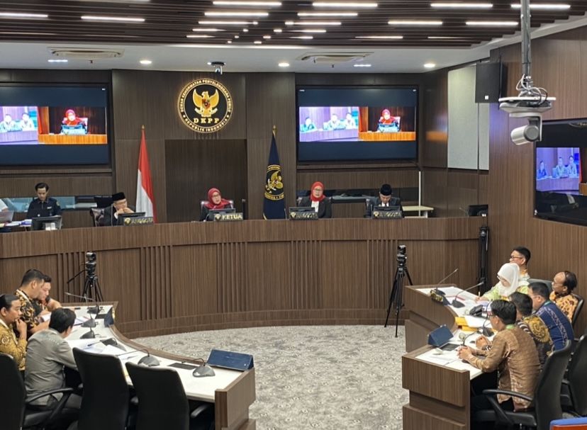 Deretan Sanksi Peringatan Keras untuk Ketua KPU, Terbaru Terkait Irman Gusman