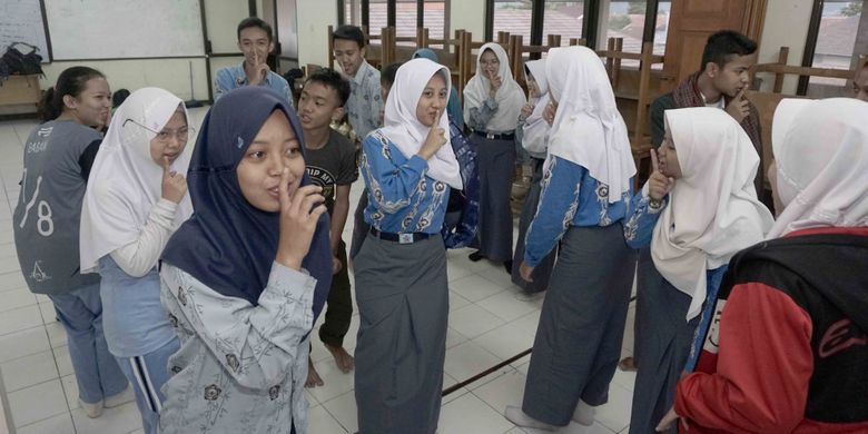 Foto Gerakan Seniman Masuk Sekolah Daring Upaya Merawat Karakter Bangsa Di Tengah Pandemi 3810