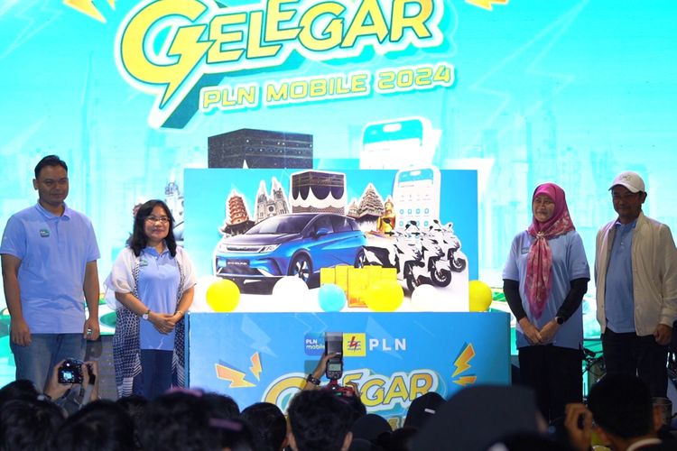 PT Perusahaan Listrik Negara (PLN) PLN meluncurkan program Gelegar PLN Mobile 2024 di Ciwalk, Bandung, Jawa Barat (Jabar), Sabtu (20/7/2024).
