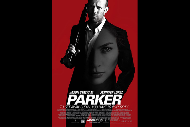 Jason Statham dan Jennifer Lopez dalam film thriller aksi Parker (2013).