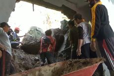 Hujan Deras, Rumah Warga di Tulungagung Jebol Tertimpa Longsoran Tebing