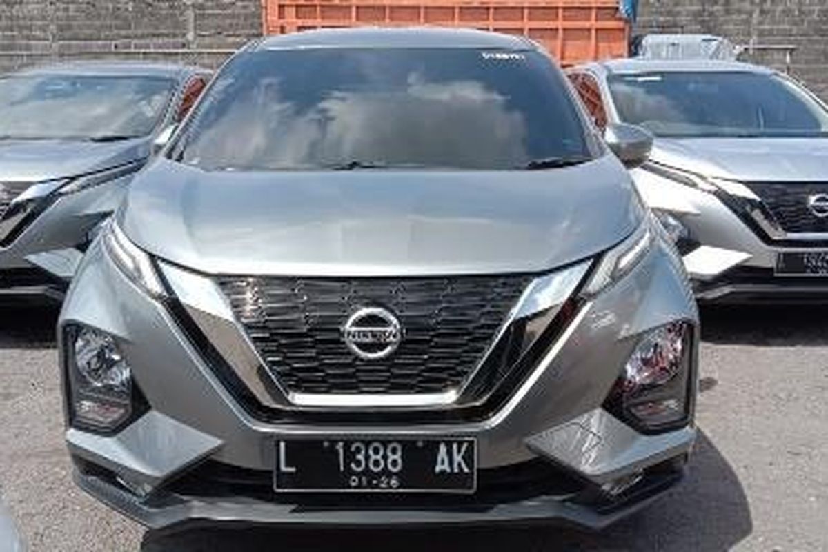 Foto unit Nissan Livina lansiran 2019 yang akan dilelang KPKNL Surabaya