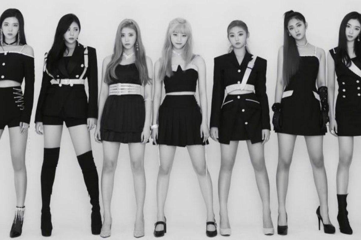Rilis Logo dan Nama, Girlband CIGNATURE Bersiap Debut