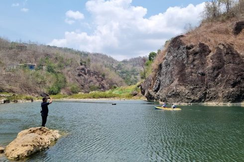 Wisata Sungai Oya Kedung Parangan, Nikmatnya Berenang pada Hari yang Panas