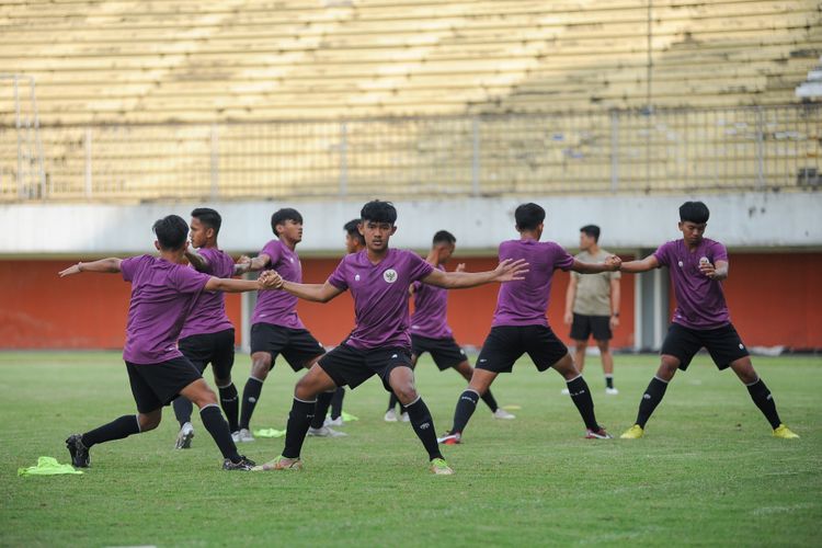 Para pemain timnas U16 Indonesia melakukan training center (pemusatan latihan) di Yogyakarta.