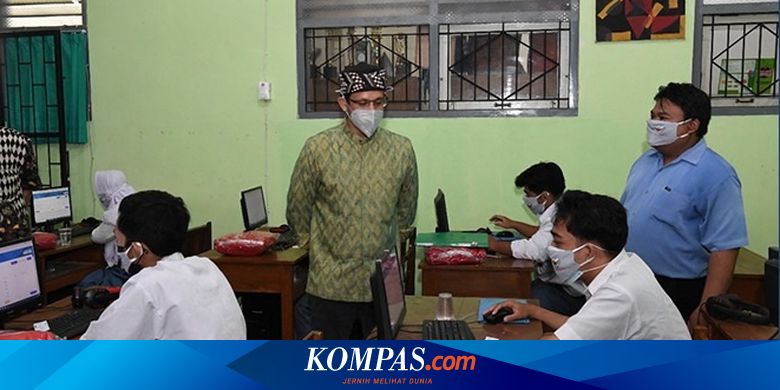 Nadiem Tinjau PTM Terbatas, Siswa: Lebih Asyik Belajar di Sekolah - Vimarsana News