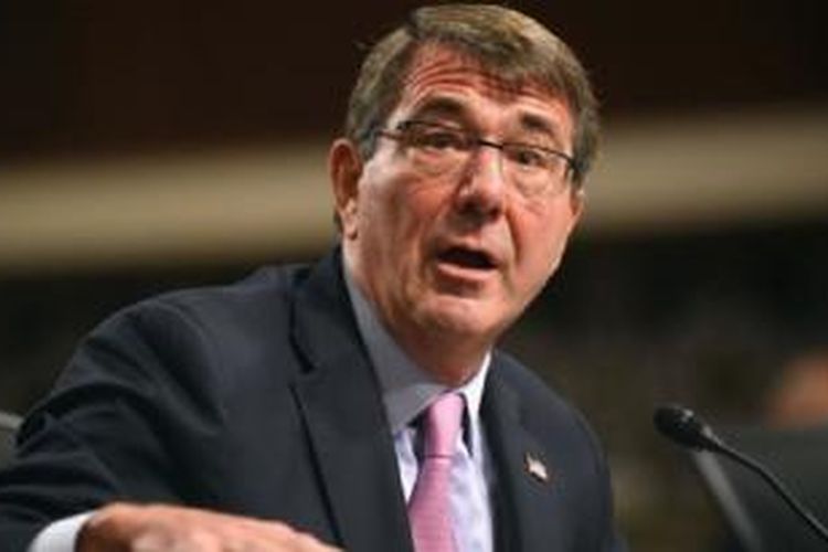 Menteri Pertahanan Amerika Ashton Carter 