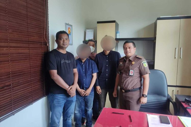 Dua tersangka tambang ilegal di Marangkayu, Kukar diserahkan ke Kejari Tenggarong