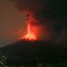 Gunung Lewotobi Laki-laki Meletus Dahsyat, Ketinggian Kolom Abu 6 Kilometer Disertai Gemuruh Kuat