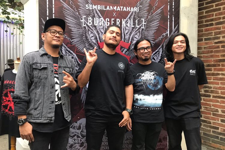 Band Burgerkill menggelar konser virtualnya di Bandung pada libur Natal dan Tahun Baru.