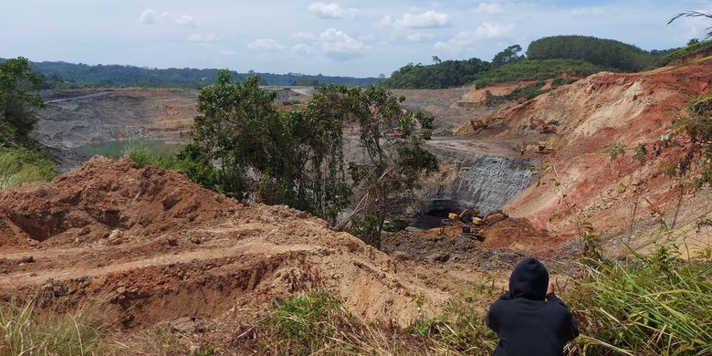 Kepala Kejaksaan Tinggi (Kajati), Bengkulu, Heri Jerman menegaskan kepada salah satu perusahaan pertambangan yang merusak jalan provinsi untuk segera mengganti aset daerah yang tak bisa digunakan dalam tempo dua bulan.