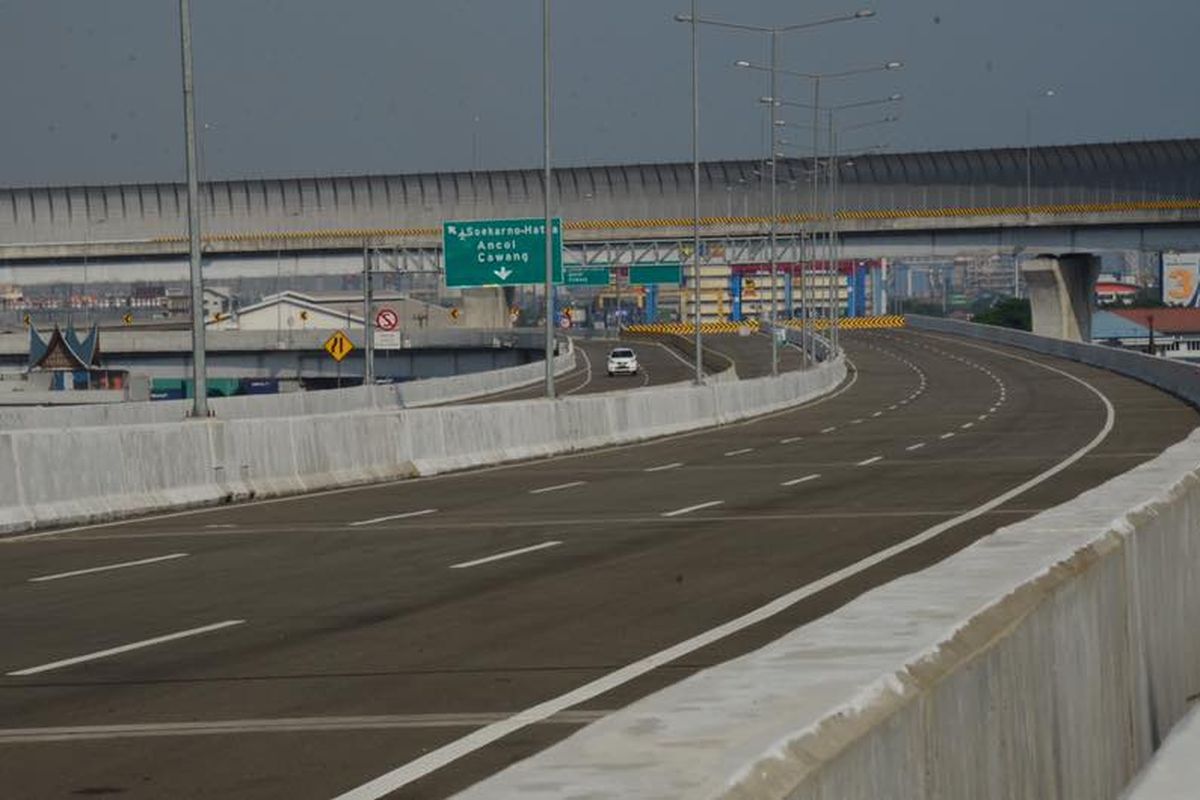 Jalan Tol Akses Tanjung Priok dirancang sepanjang 11,4 kilometer.