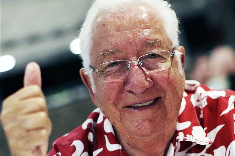 Pendiri Sepatu Vans Paul Van Doren Meninggal Dunia