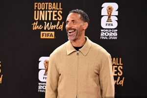 Rio Ferdinand Terdampak Perang Iran-AS, Mengungsi ke Ruang Bawah Tanah