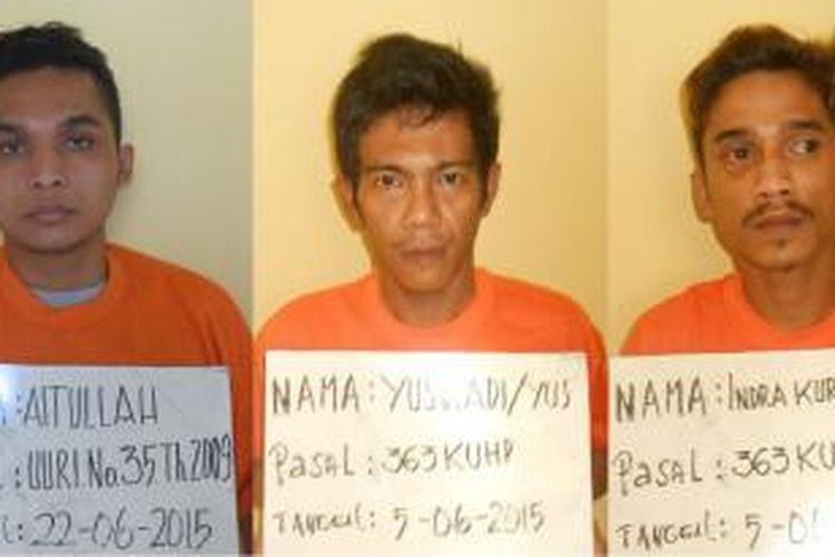 Foto ketiga terdakwa yang kabur dari sel tahanan saat menunggu jadwal sidang di Pengadilan Negeri Singkawang, Kalimantan Barat (5/10/2015)