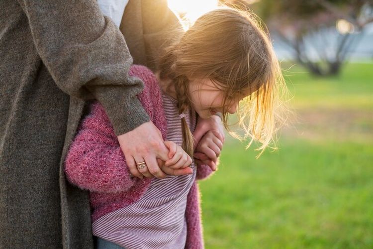 Ilustrasi anak dan orangtua