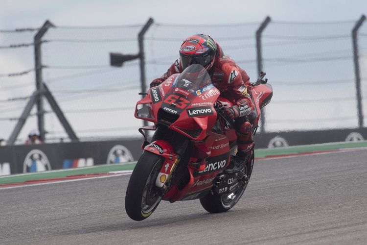 Francesco Bagnaia saat berlaga pada MotoGP Amerika 2021.   Mirco Lazzari gp/Getty Images/AFP (Photo by Mirco Lazzari gp / GETTY IMAGES NORTH AMERICA / Getty Images via AFP)