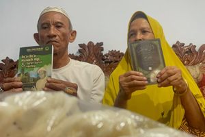 Kisah Penjual Kerupuk di Jombang Siap Naik Haji, Rutin Menabung Receh Sejak 1983