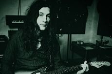 Lirik dan Chord Lagu Bassackwards - Kurt Vile