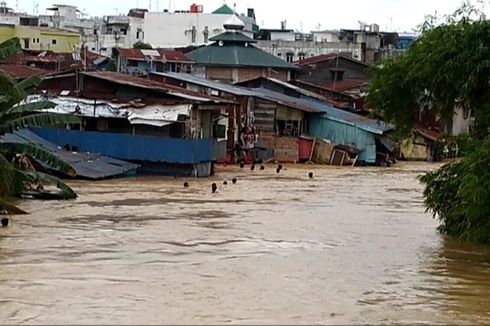 Banjir Parah di Medan, Diduga Luapan Sungai Deli