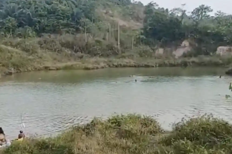 Detik-detik Bocah Tenggelam di Lubang Tambang Samarinda Ditemukan, Warga Tak Sengaja Injak Korban