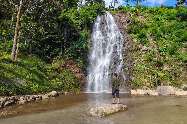 Ngargoyoso Waterfall, Karangayar, Jawa Tengah.