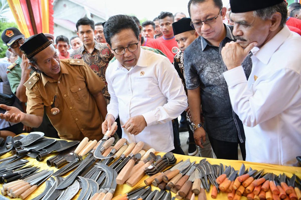 Gus Menteri saat kunjungan kerja ke Gampong Pande, Kecamatan Pasir, Aceh Utara