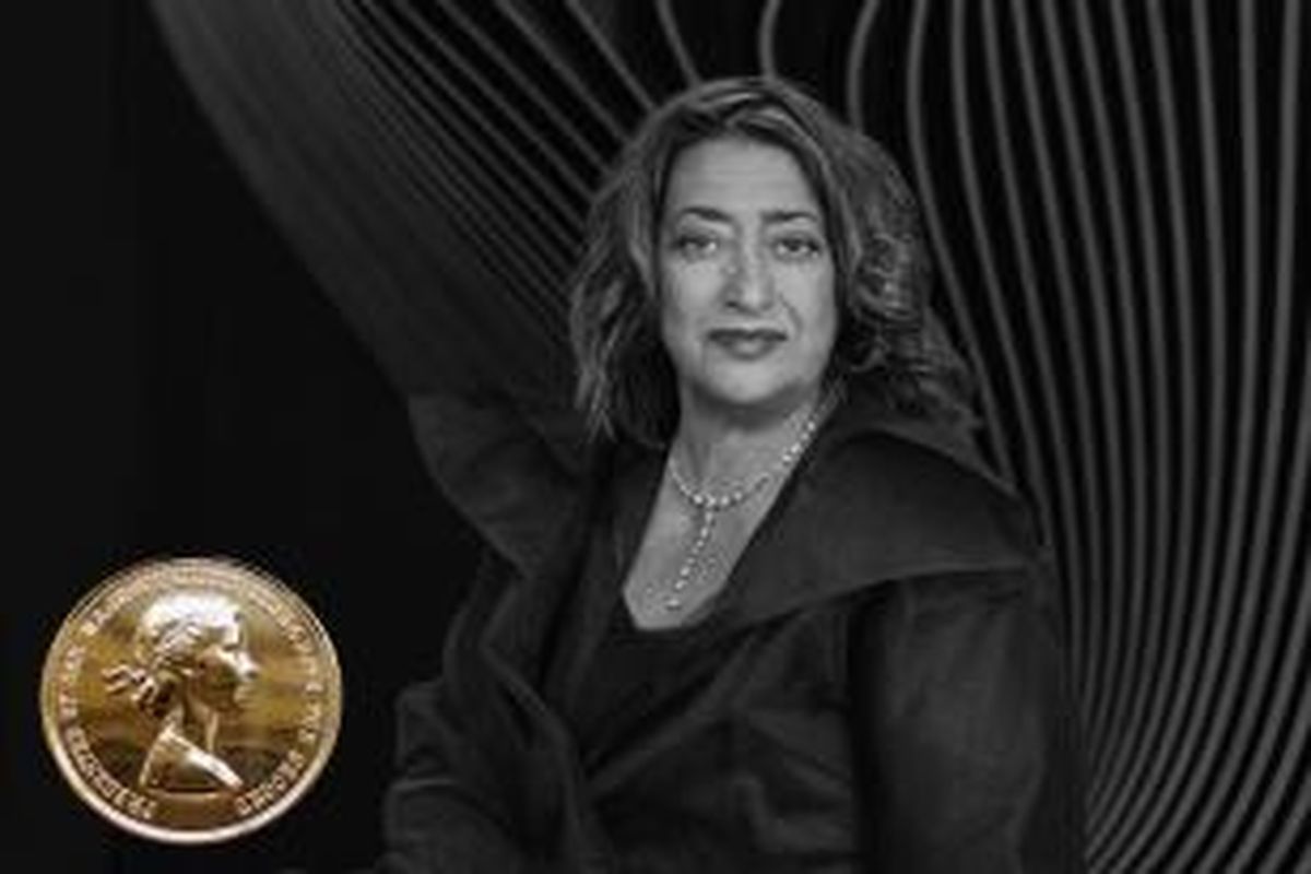 Zaha Hadid, seorang arsitek yang lahir di Baghdad pada tahun 1950, menjadi wanita pertama pemenang RIBA Royal Gold Medal. 