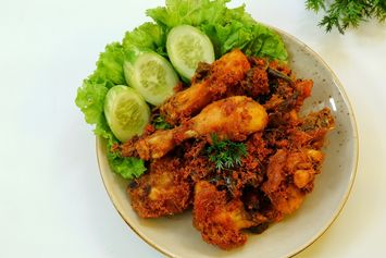 Resep Ayam Goreng Lengkuas, Ide Masakan Sehari-hari