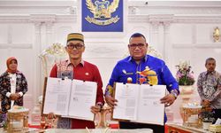 Tindaklanjuti Arahan Presiden, Pj Gubernur Sulsel dan Pj Gubernur Papua Barat Daya Teken MoU Pembangunan Daerah