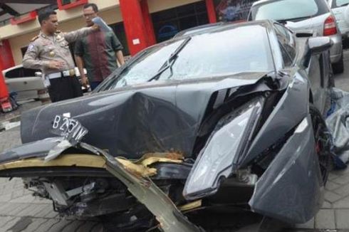 Kecelakaan Lamborghini, Rekaman Dua CCTV Dipelajari